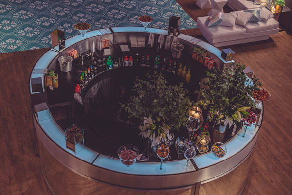 15-anos-decoracao-branco-studio-de-producoes-10