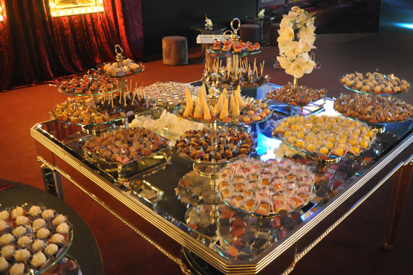 cz-festa-15-anos-sofia-del-prado-decoracao-casa-tua-10