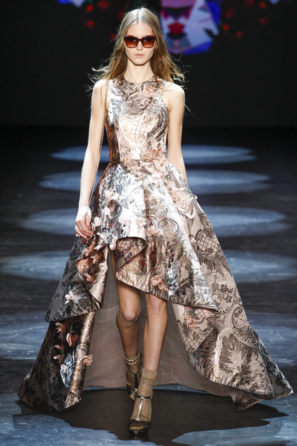 cz-festa-15-anos-new-york-fashion-week-jennypackham-moniquelhullier-3