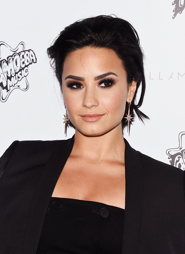 maquiagens-penteados-demi-lovato-5