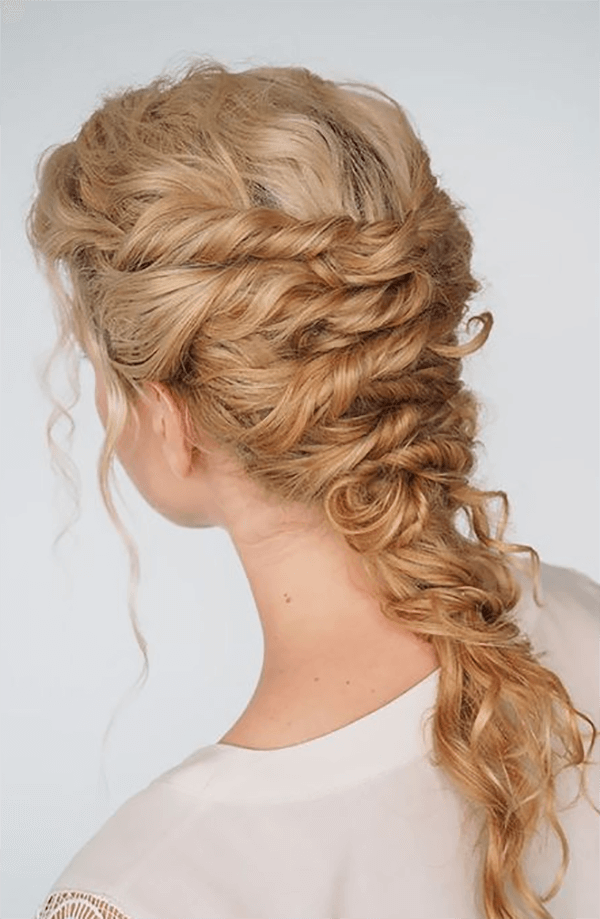 penteados-de-festa-para-cabelos-cacheados-6