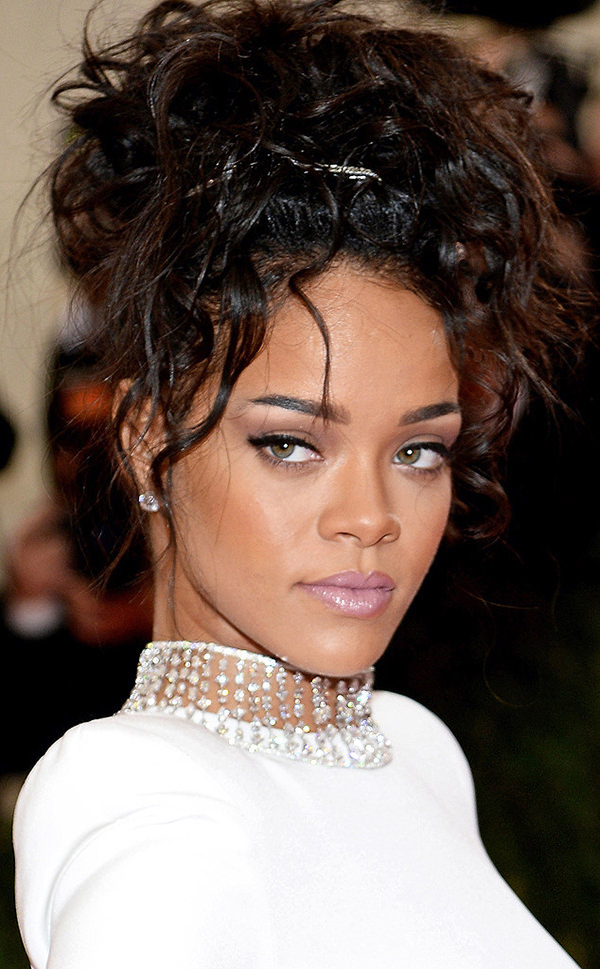Make Rihanna, Maquiagens Rihanna, Make Riri, Delineado Rihanna